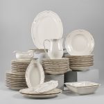 1210 1274 DINNER SET